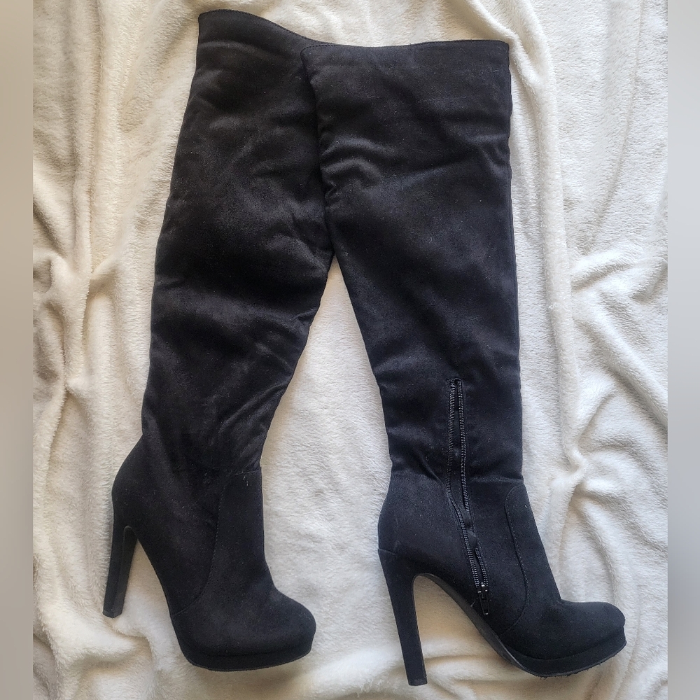 🥀🌻👠Black Women's Knee-High Boots Size 7